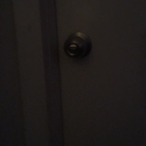 Meet your Posher, Edward - Picture 1 of 1